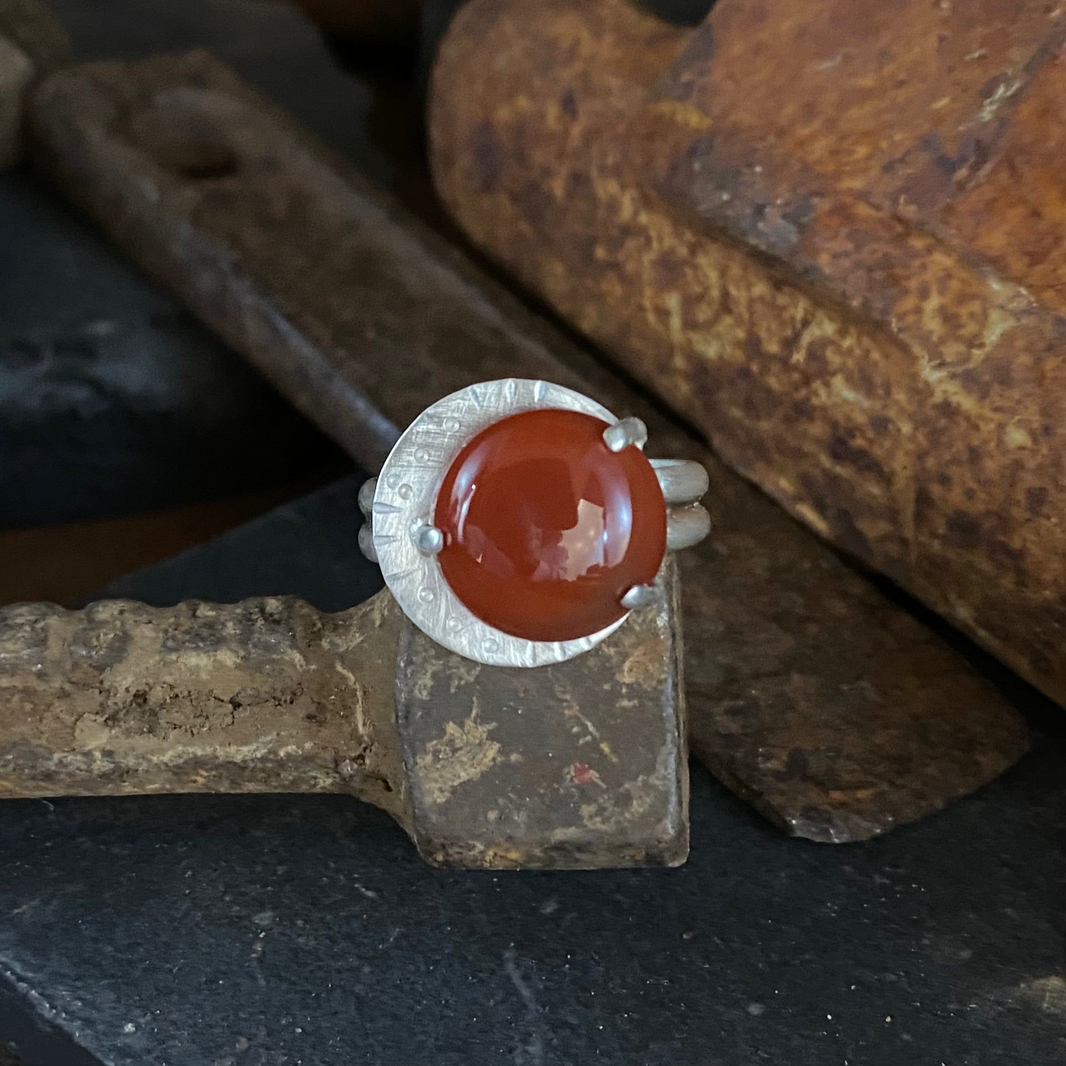 Simple Prong Ring Class: For the Stones That Don't Like to Share the Stage