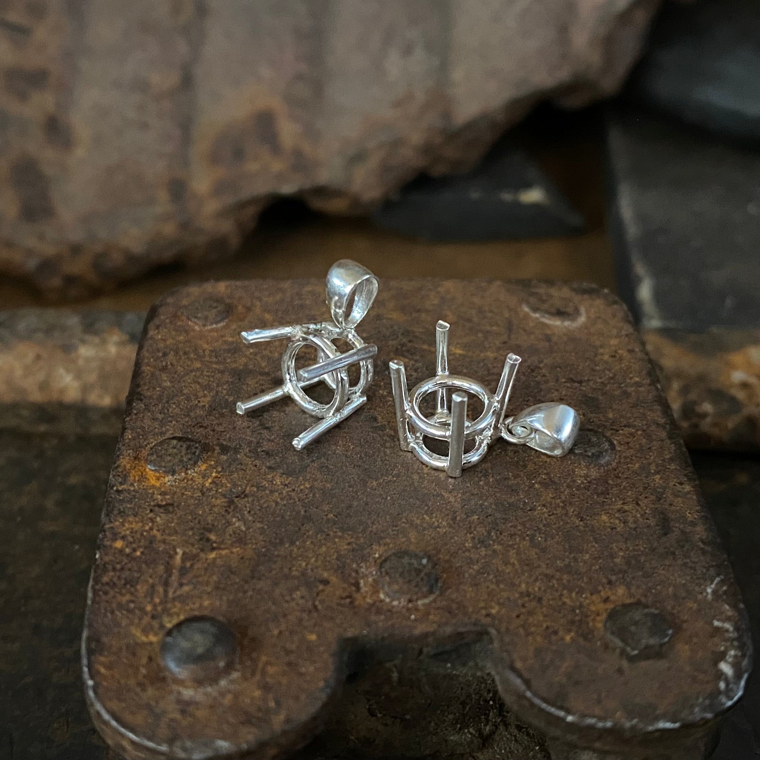 Fabricating A Basket Head Pendant