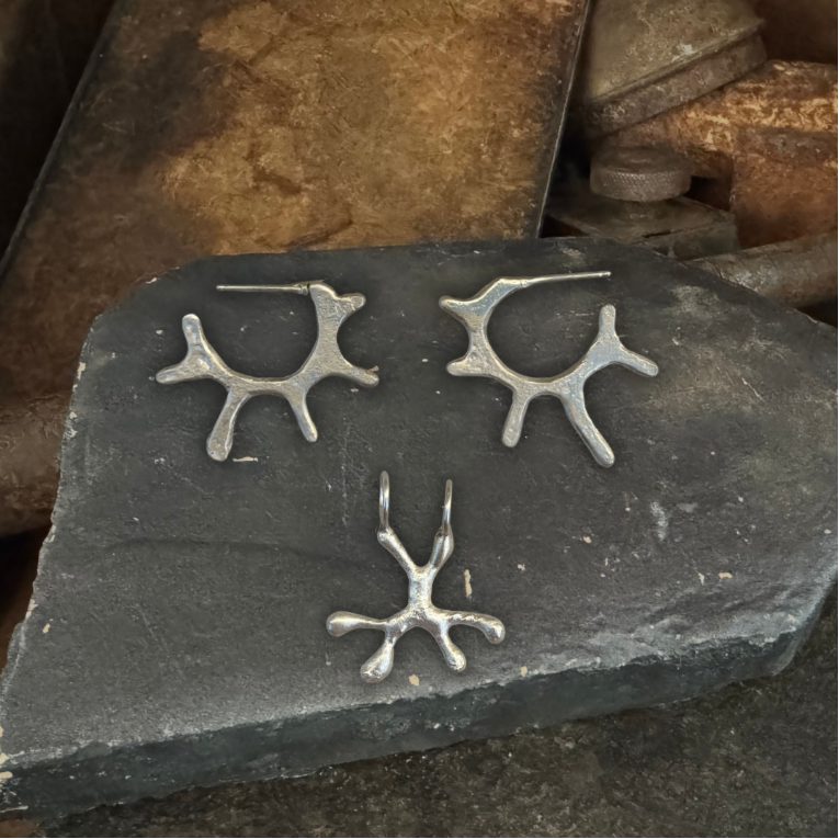 Silver_Scrap_Trinket_Class