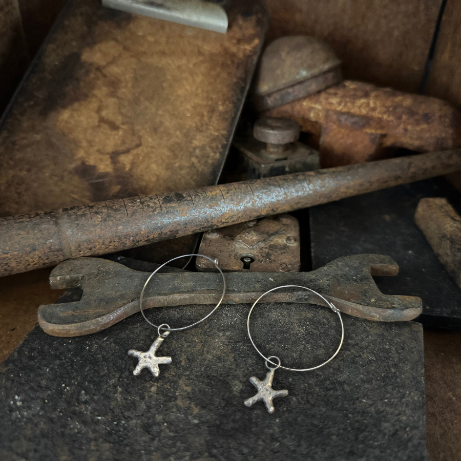 Silver_Scrap_Trinket_Class