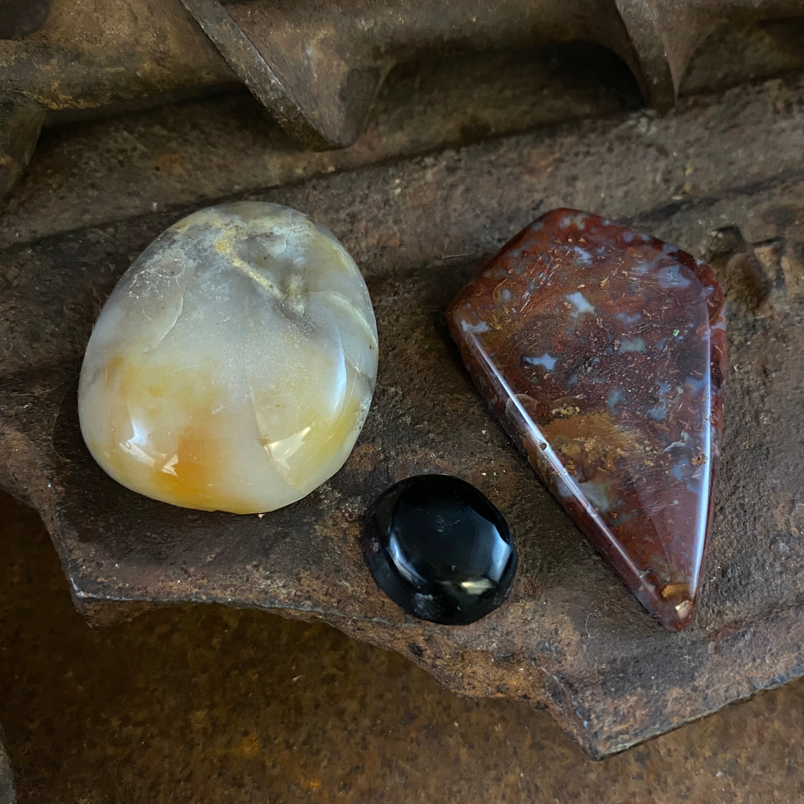 lapidary class stone cabochons